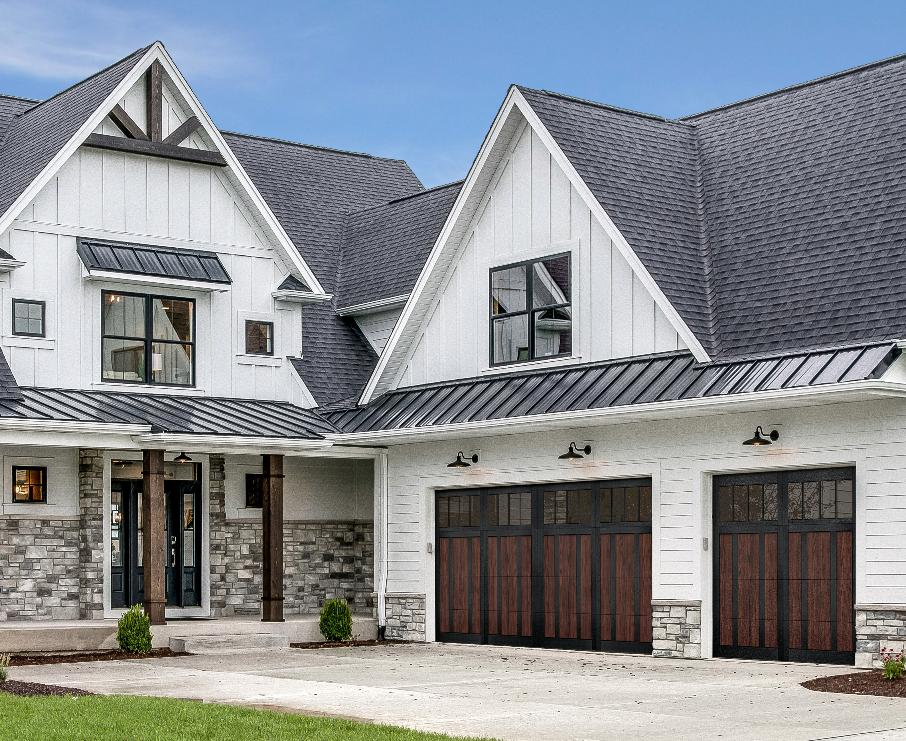 Black Overlay on Dark Oak accents Shoreline