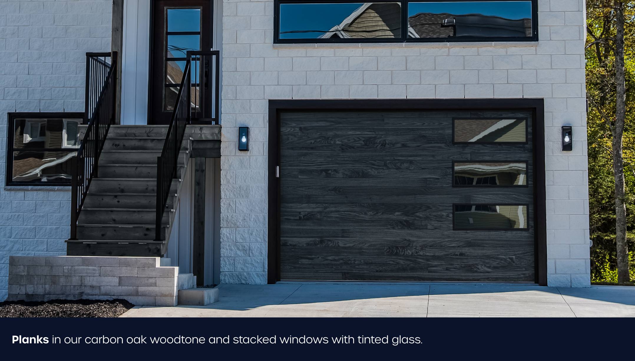 Planks garage door in carbon oak woodtone
