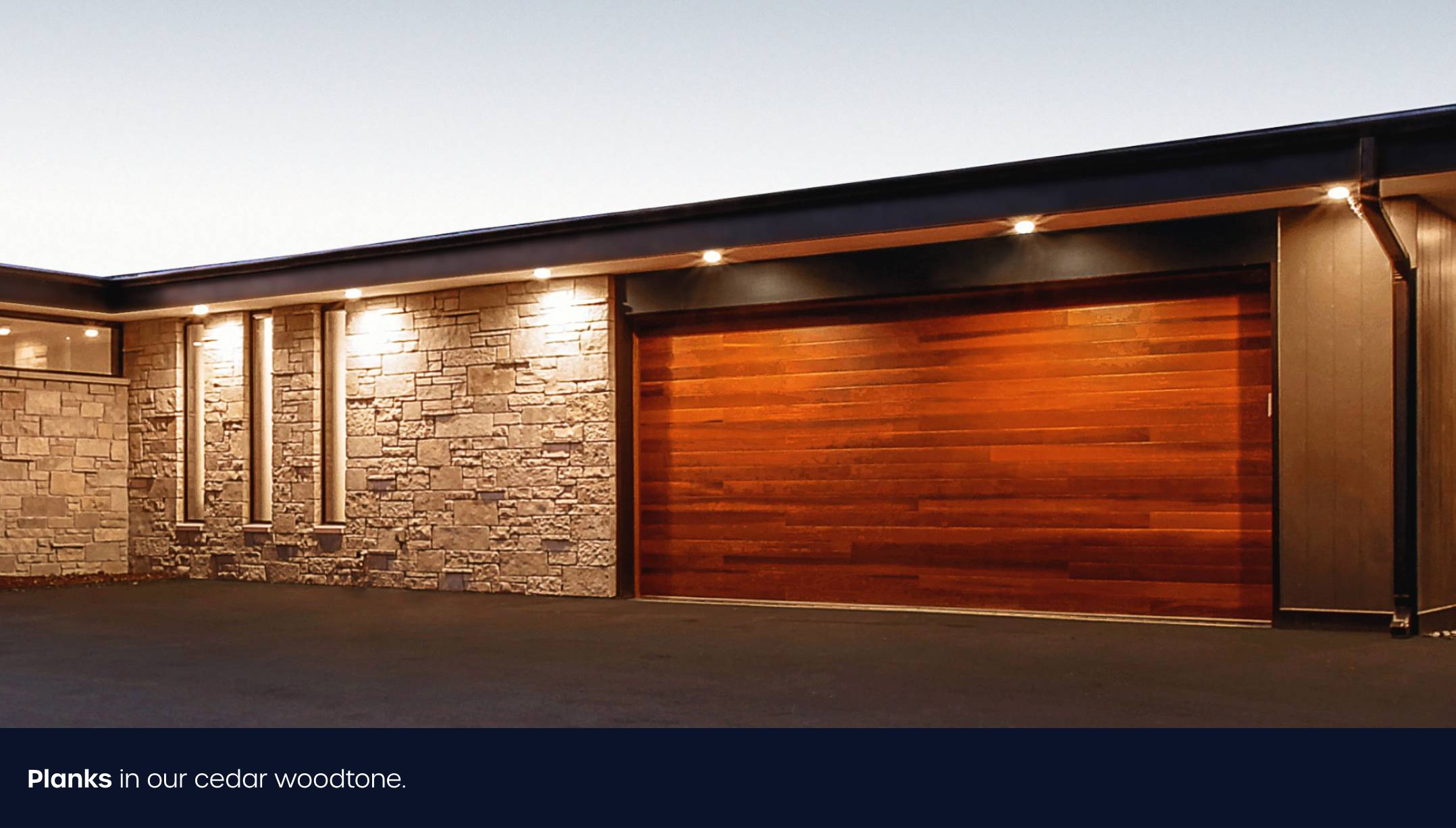 Planks garage door in cedar woodtone