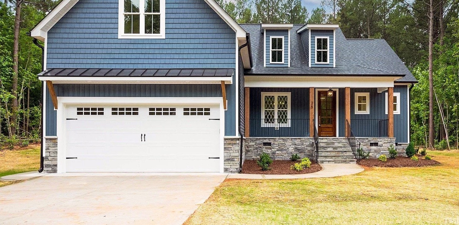 stamped carriage house white - ranch style