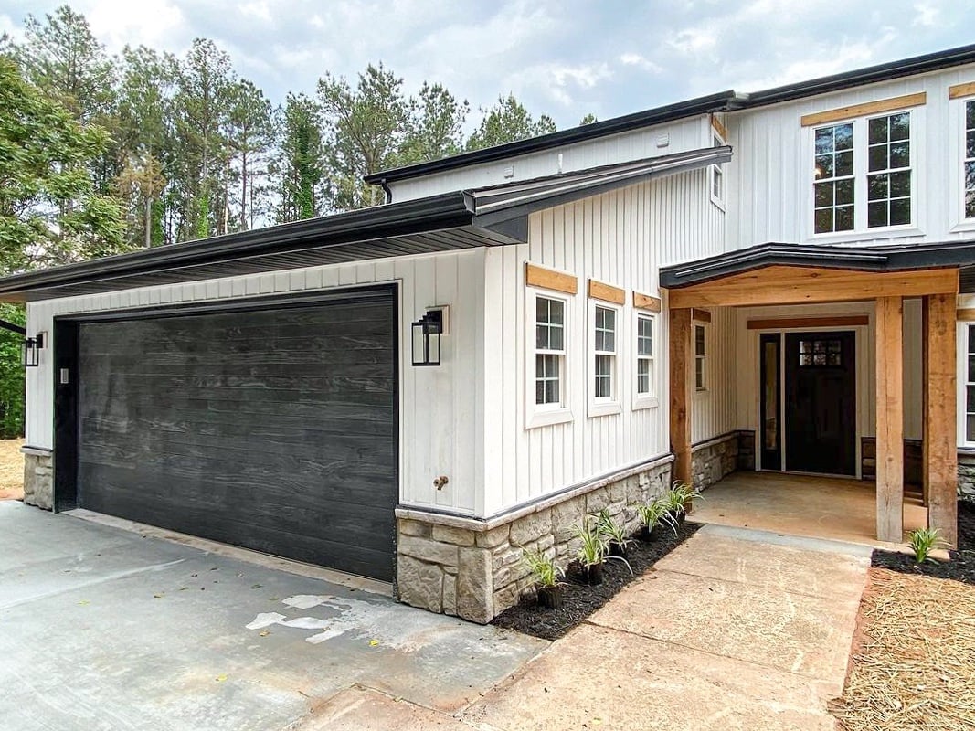 planks - ranch style in carbon oak
