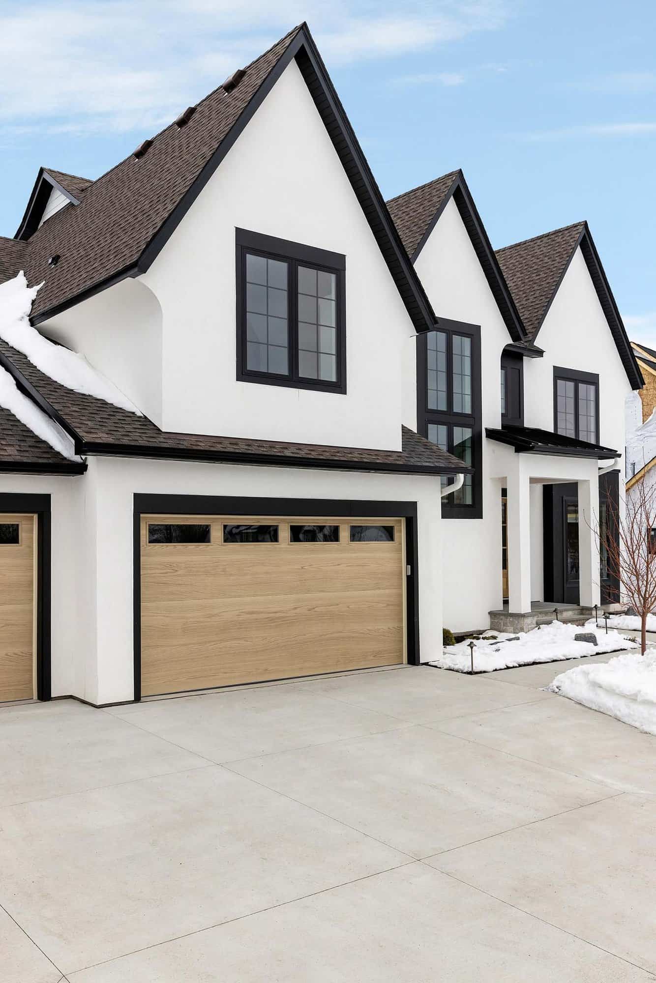 natural oak accents - skyline flush garage doors