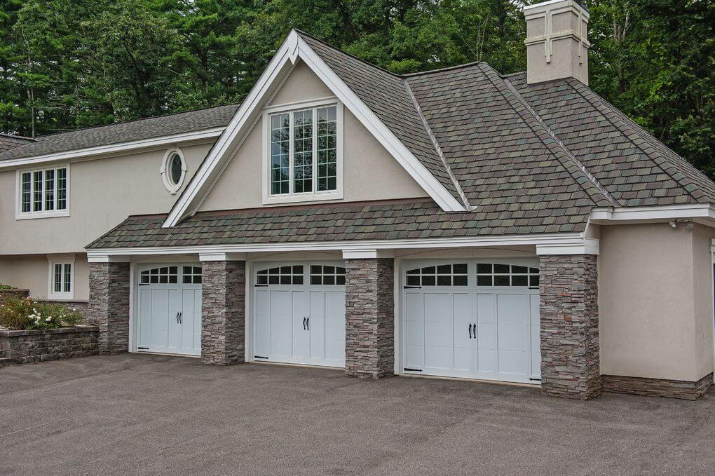 Overlay Carriage House 5300 by C.H.I. Overhead Doors