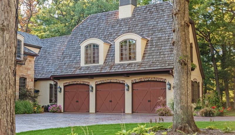 Overlay carriage house collection thumbnail