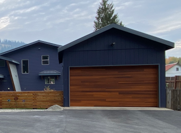 chi22-1020-photo-dealer-planks-cedar-0002 1